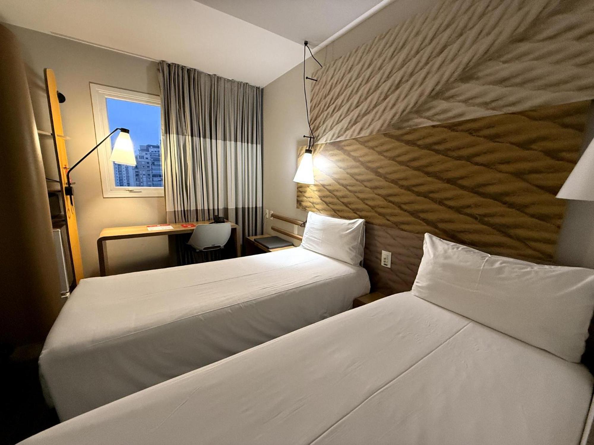 Ibis Sao Paulo Ibirapuera Hotel ภายนอก รูปภาพ